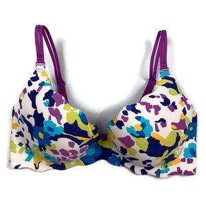 Victoria’s Secret Very Sexy Push Up Scallop Edge Bra NWOT